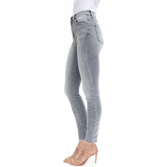 NWT Fidelity Gwen Crop High Rise Skinny Ankle Jeans Gray Dissolve Raw Hem 32 - Picture 2 of 14